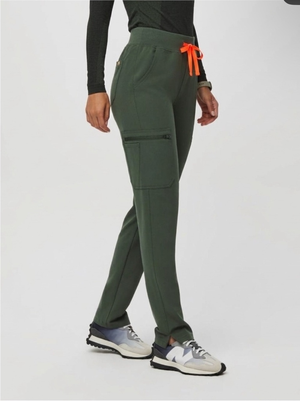 FIGS Yola ⚡ size Small scrub pants